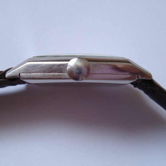 VINTAGE WIND UP ELGIN ,RUN GREAT - Picture 4 of 5